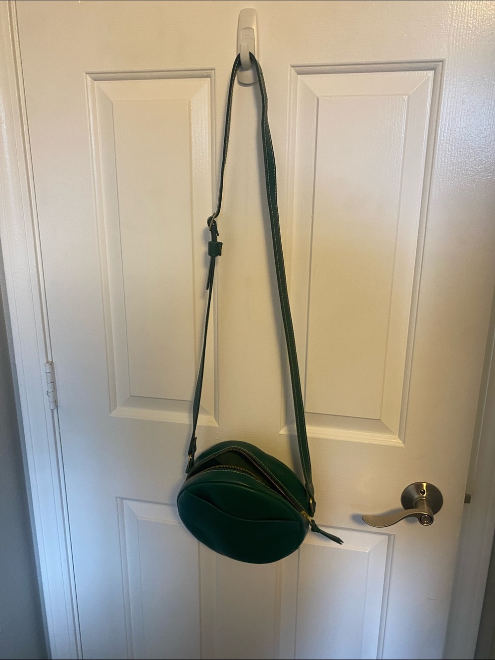 Portland leather circle bacalar